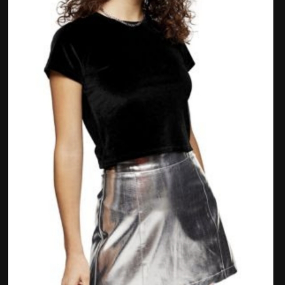 Mango PETITE Black Velvet Cropped T-Shirt - Picture 1 of 1